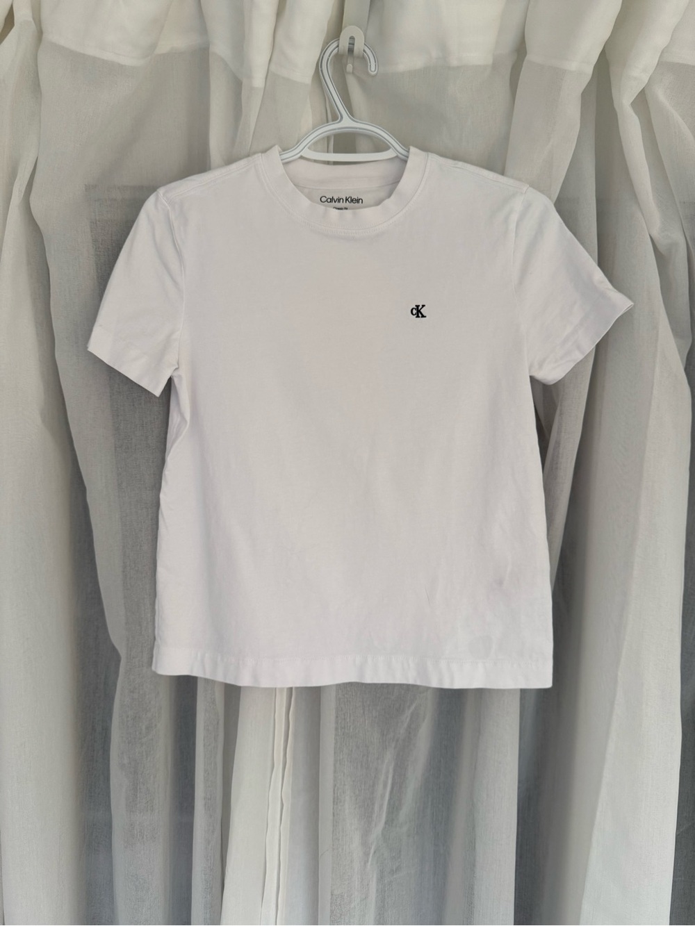 Calvin Klein Basic White Short-Sleeve Logo Tee